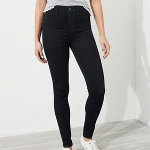 Hollister Black High Rise Super Skinny Jeans - 0R